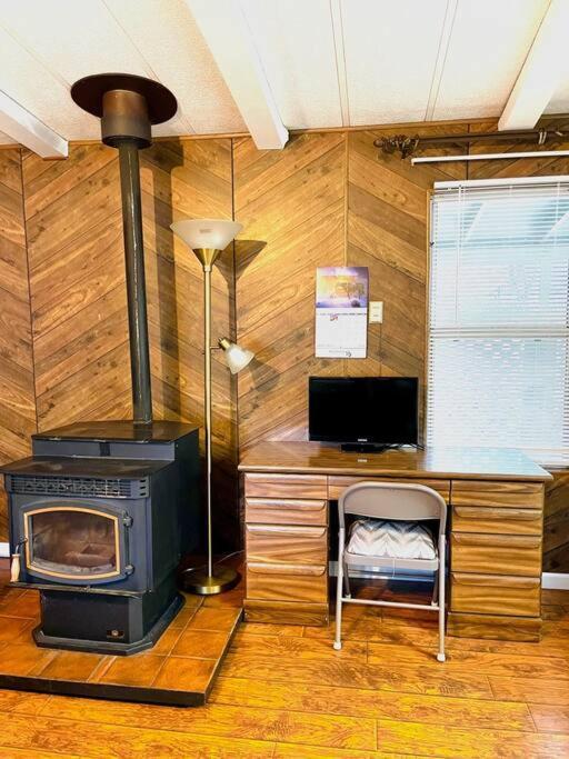 Green Cabin In Midpines Bagian luar foto